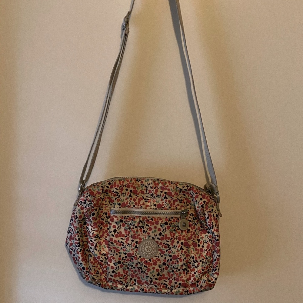 Kipling crossbody purse